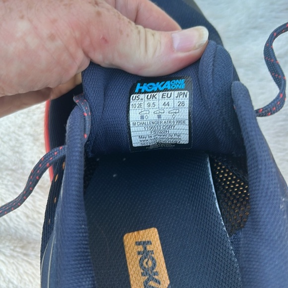 Hoka men sz US 10 2E / EU 44 in EUC M Challenger ATR 6 Wide navy blue orange - Picture 6 of 7